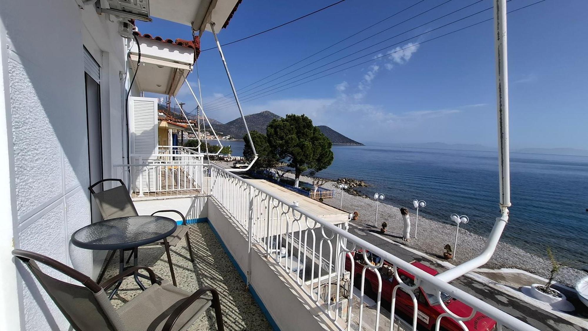 Antonys Apartment Sea View II Tirós المظهر الخارجي الصورة
